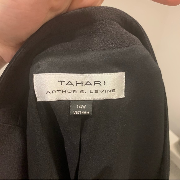 Tahari | Black & White Houndstooth Patterned Open-Front Blazer - Picture 9 of 9